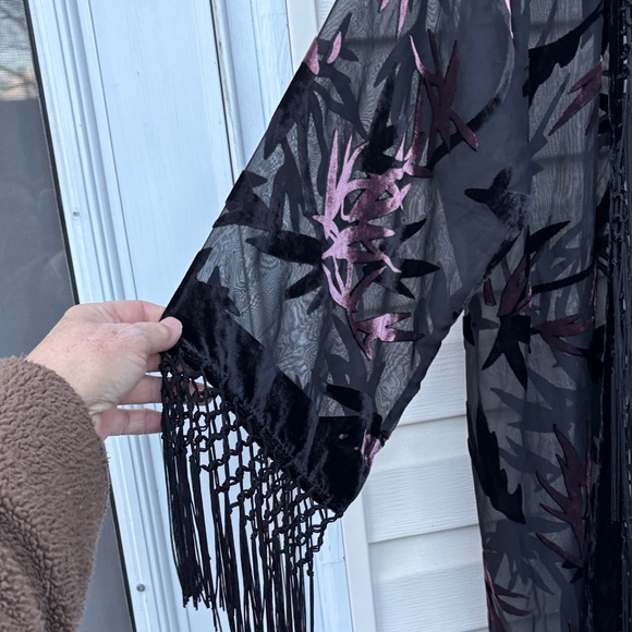 JayLey Ladies Silk Black Fringe Sheer Pink Velvet Top Boho Kimono Cardigan - Picture 7 of 16